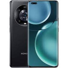 Model Honor Magic4